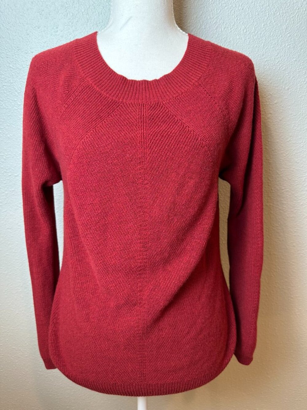Title Nine Szabo 2.0 Red Wool Blend Sweater Small EUC Merino Gorpcore Cabincore